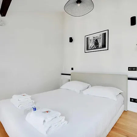 Charming With Ac -rue Des Archives- Le Marais شقة *