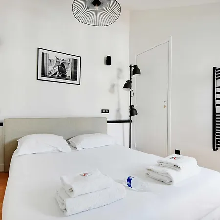 Charming With Ac -rue Des Archives- Le Marais